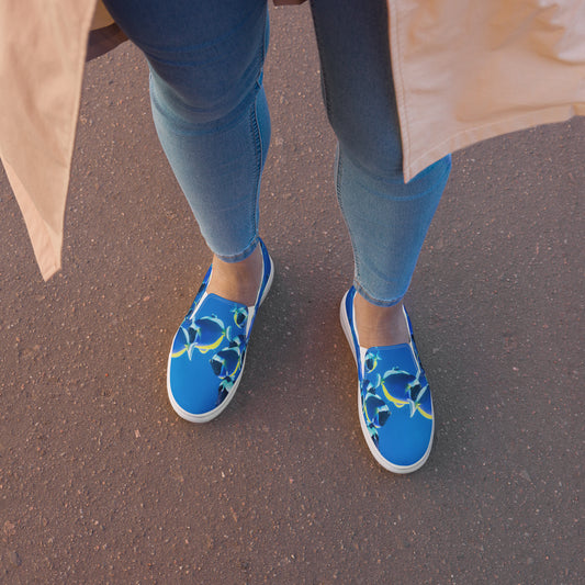 Blue Tang Fish Women’s slip-on canvas shoes